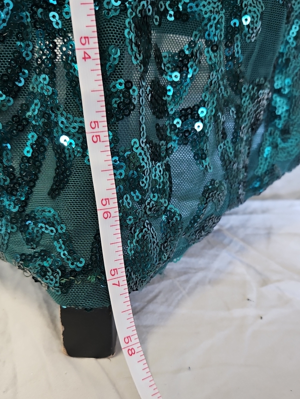 Size 10 emerald green off-shoulder long sleeve fitted sequin evening/prom gown - Picture 8 of 14